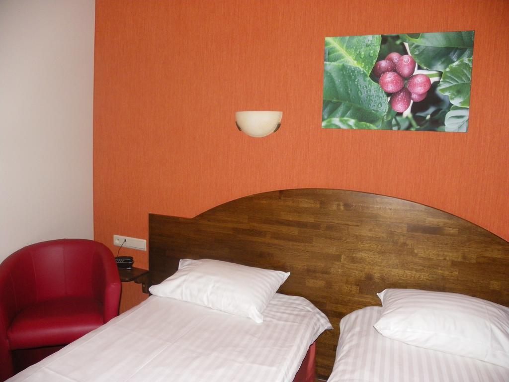 Hotel Van Reeth'S Koffiebranderij Puurs Ruang foto