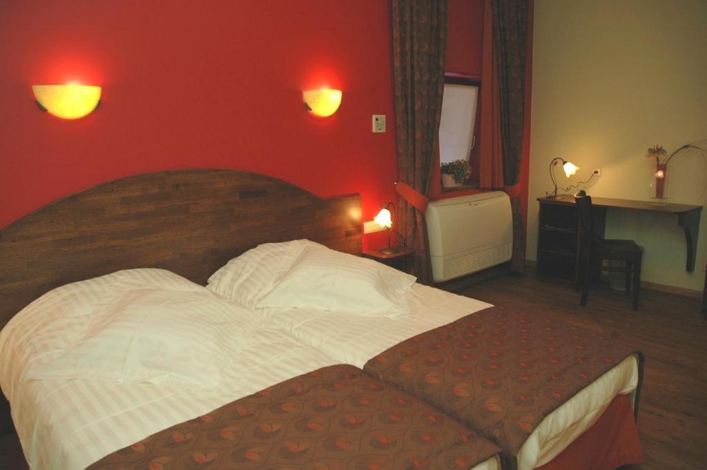 Hotel Van Reeth'S Koffiebranderij Puurs Ruang foto